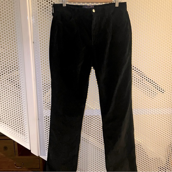 NYDJ The Marilyn Straight Leg Velvet Jeans Size 12 in Black Inseam 32” - Picture 12 of 17